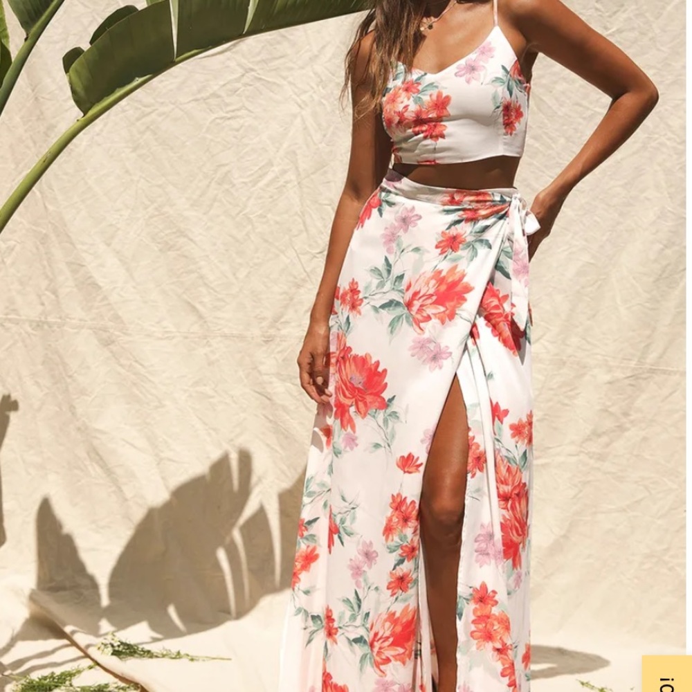 Lulus bloom with a view 2 pieces